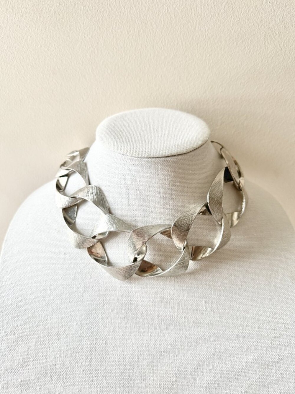 NENA Silver Tone Metal Large Textured Chain Statement Necklace